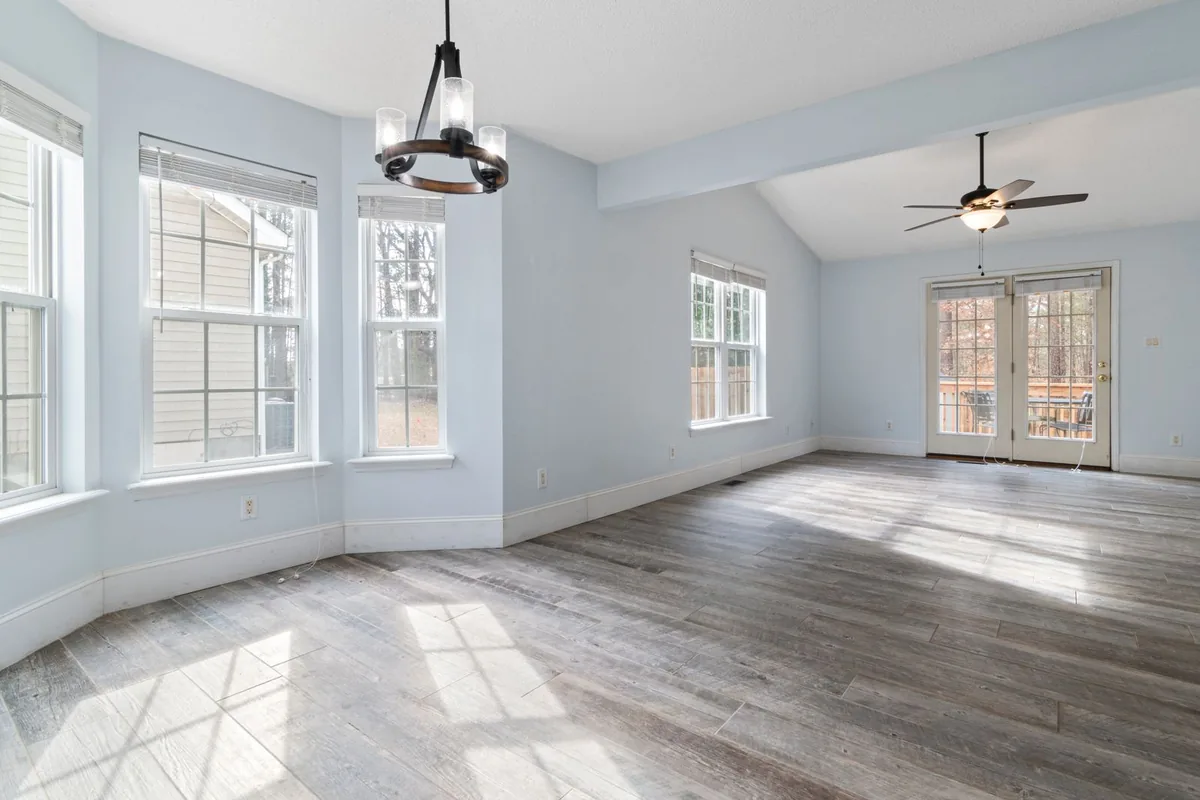 Clean, safe room after biohazard cleanup in Lattingtown, NY